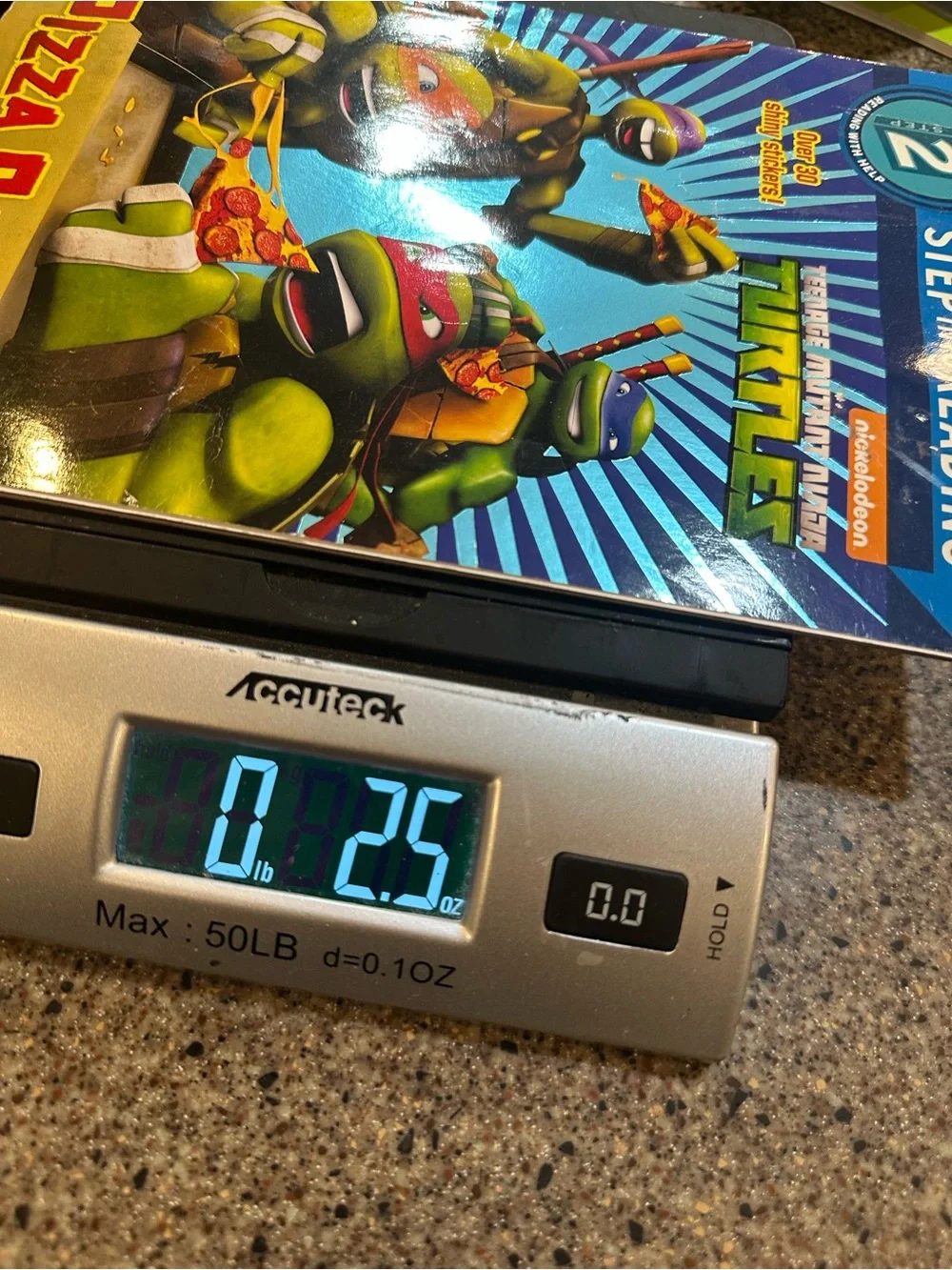 Nickelodeon Teenage Mutant Ninja Turtles Pizza Party! Bright Green & Blue Cover